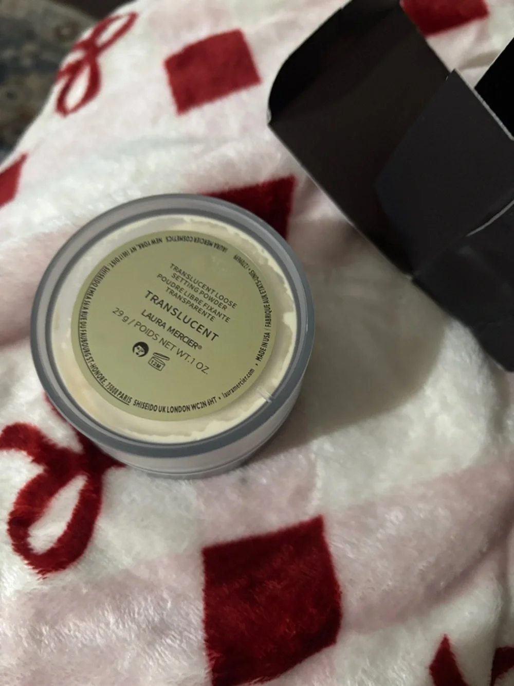 laura mercier Translucent Loose Setting Powder - Black Box
